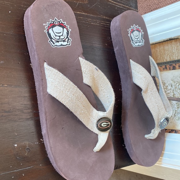 UGA Flip Flops - Picture 6 of 6